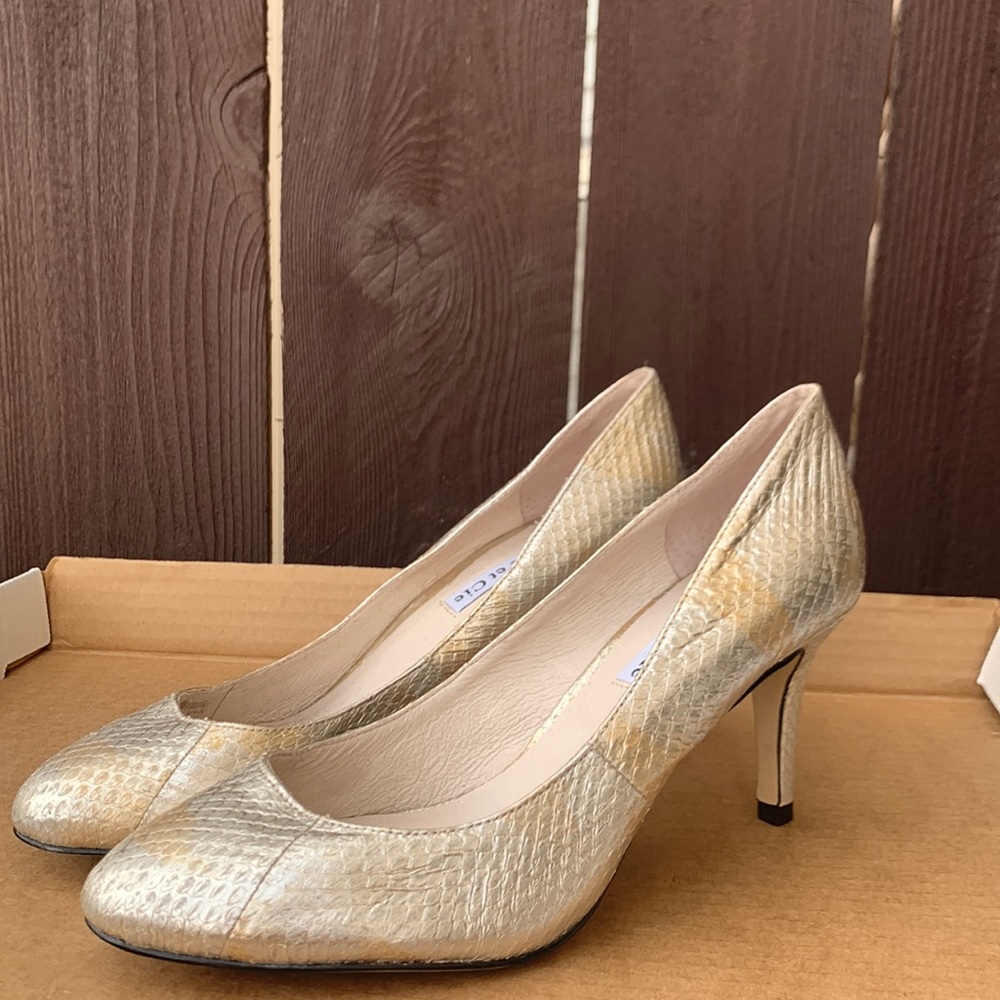 Gold shiny Louise et Cie luxury name brand shoes